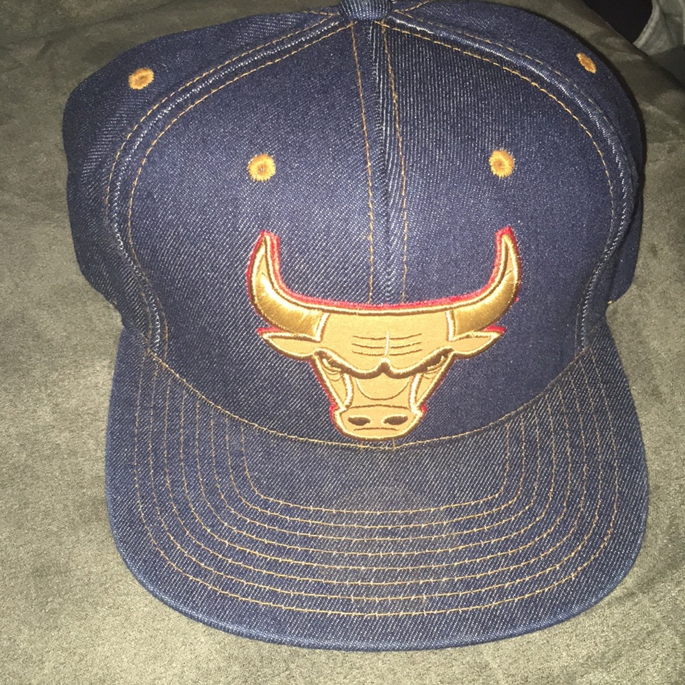 Denim Bulls snap back